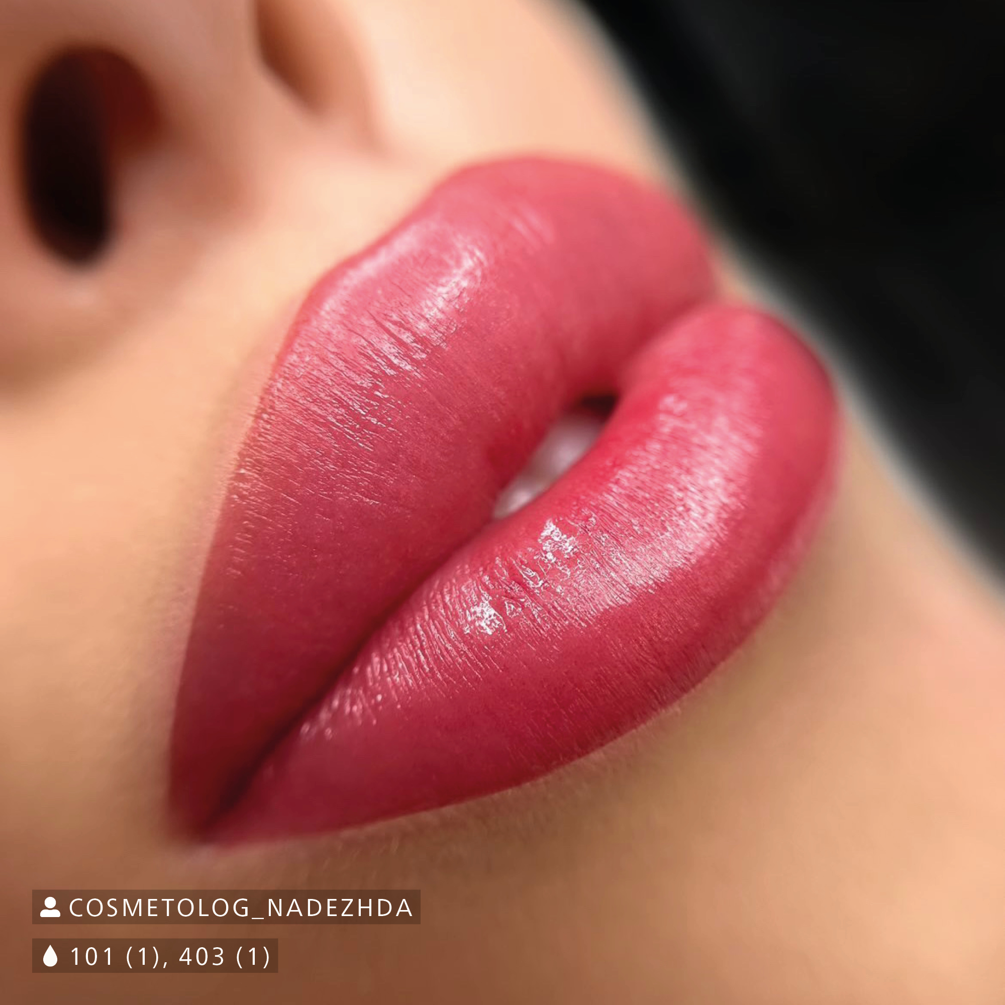 Nahaufnahme von pigmentierten Lippen in kirschrot